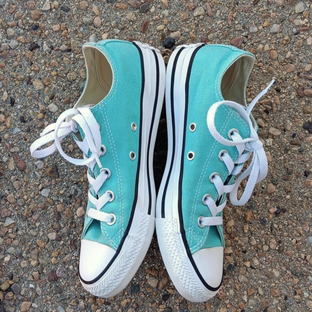 Converse all star classic canvas low top lace up sneakers womens sz 6 light blue - Picture 6 of 8